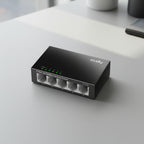 CUDY FS105 5-port Fast Ethernet switch clean desktop setup