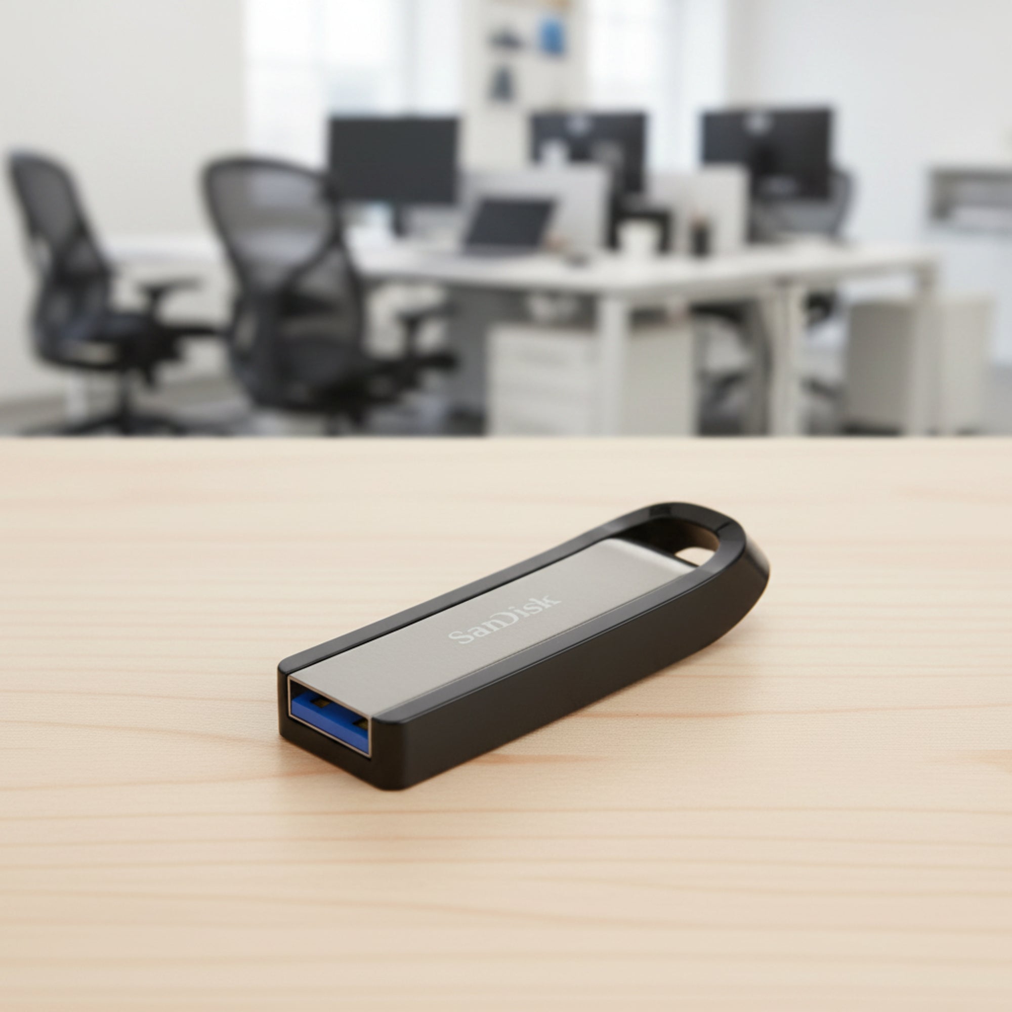 SanDisk Extreme Go USB 3.2 flash drive close-up product shot
