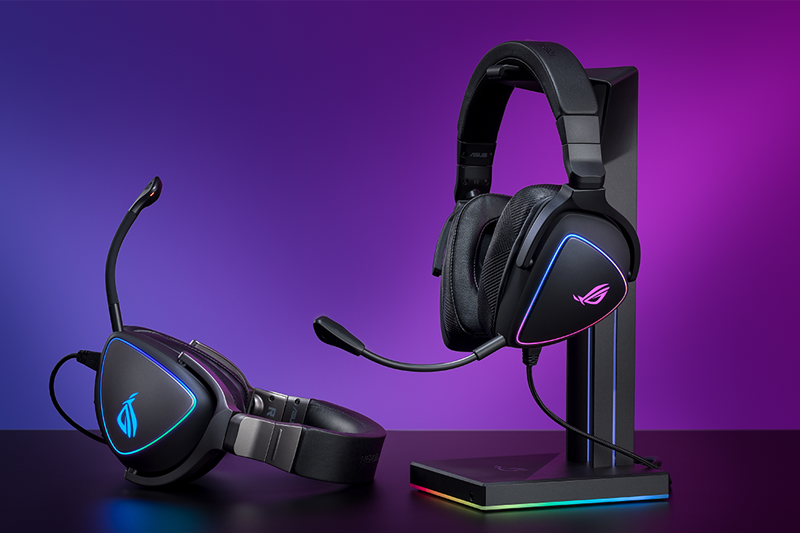 Headphones & Headsets